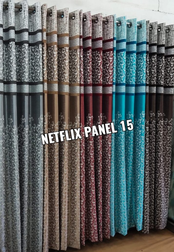 NETFLIX PANEL 15