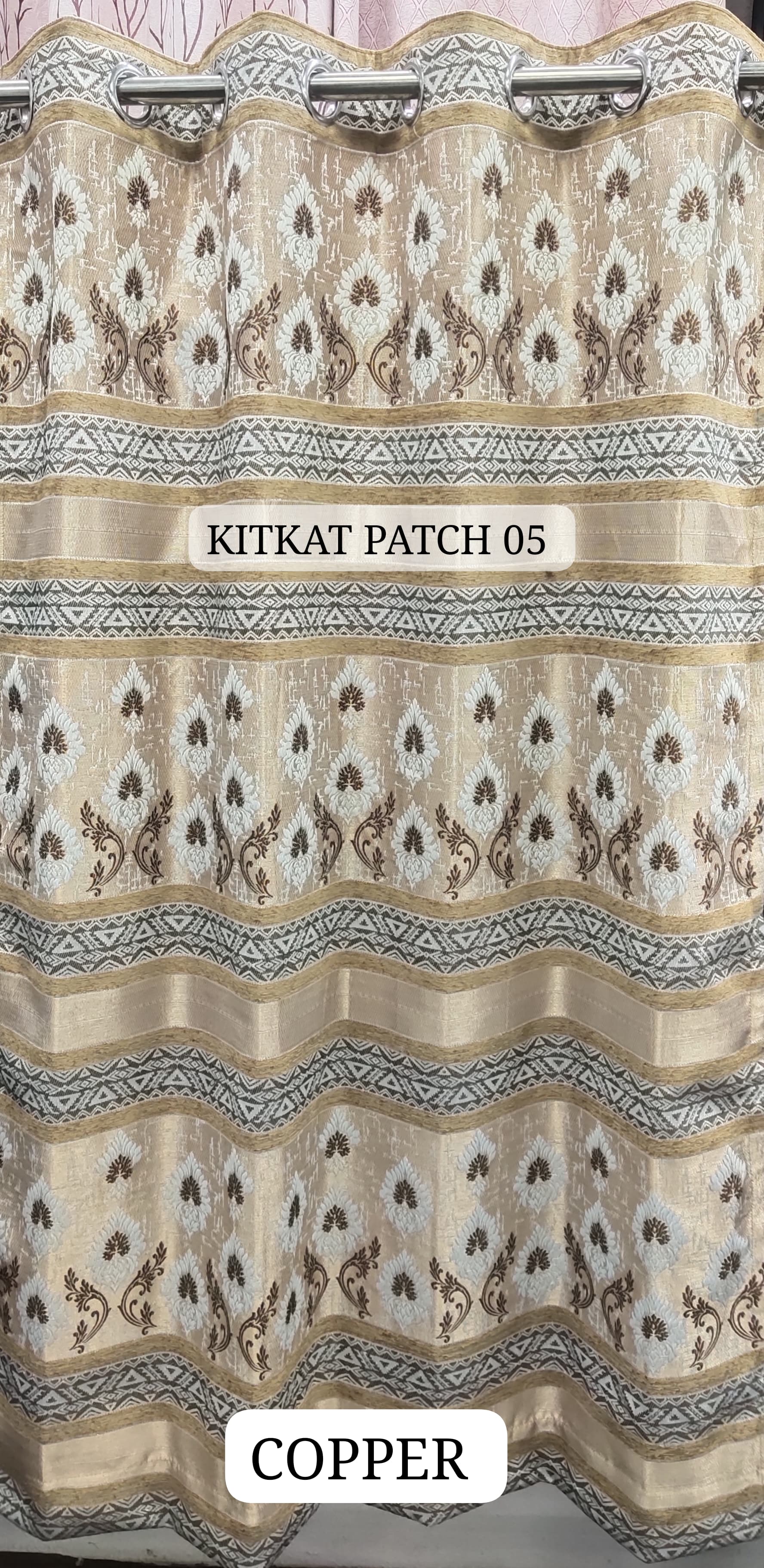 KITKAT PATCH ALLOVER 05